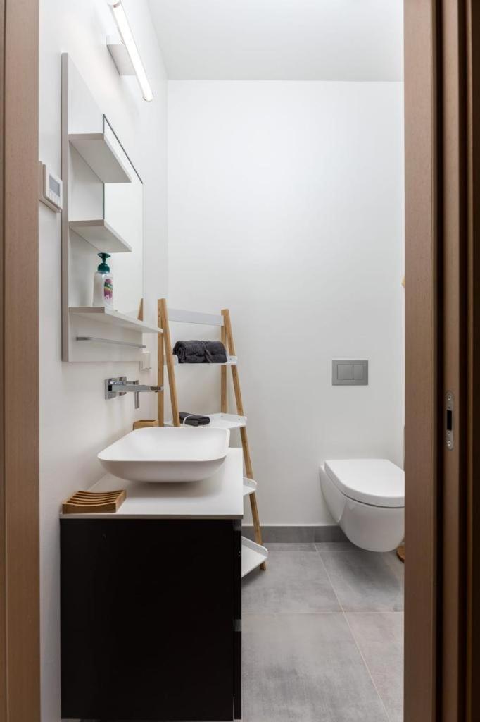 Kalnina Street Studio Apartment ريغا المظهر الخارجي الصورة
