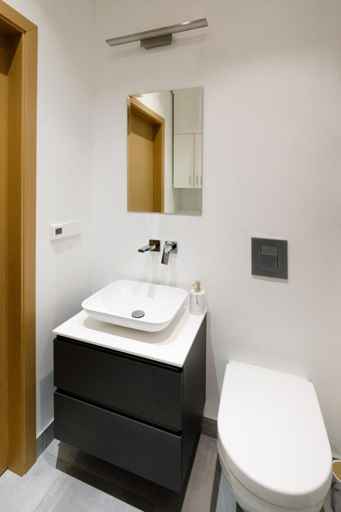 Kalnina Street Studio Apartment ريغا المظهر الخارجي الصورة